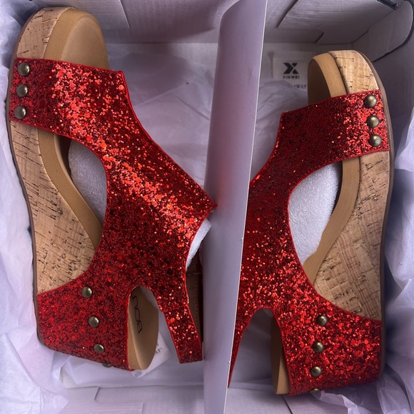 WOMENS CORKYS RED GLITTER WEDGES NIB SIZE 7 - Picture 13 of 13